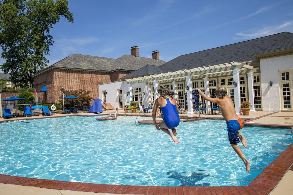 Williamsburg Inn, An Official Colonial Williamsburg Hotel Екстериор снимка